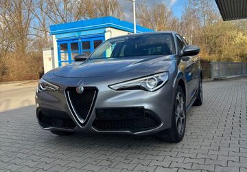 Alfa Romeo Stelvio 75.000 km 24.900 &euro; Amberg 92224