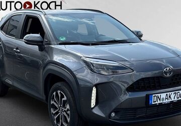 Toyota Yaris Cross 4.191 km 26.990 &euro; Düren 52351