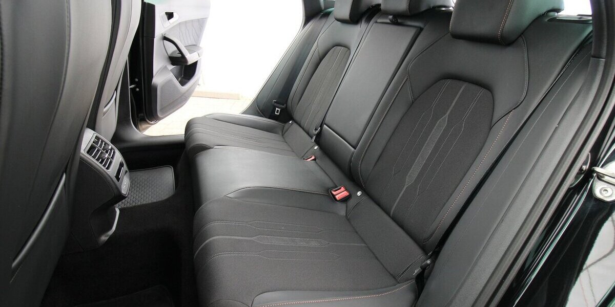 Cupra Leon Sportstourer e-HYBRID 6-DSG NAVI+LED+KAMERA 14.723 km 27.900 &euro; Hagenow 19230