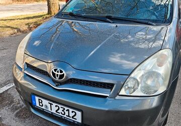 Toyota Corolla Verso 189.500 km 2.500 &euro; Berlin 12679