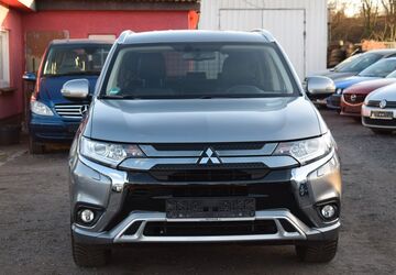 Mitsubishi Outlander 105.000 km 16.999 &euro; Berlin 13597