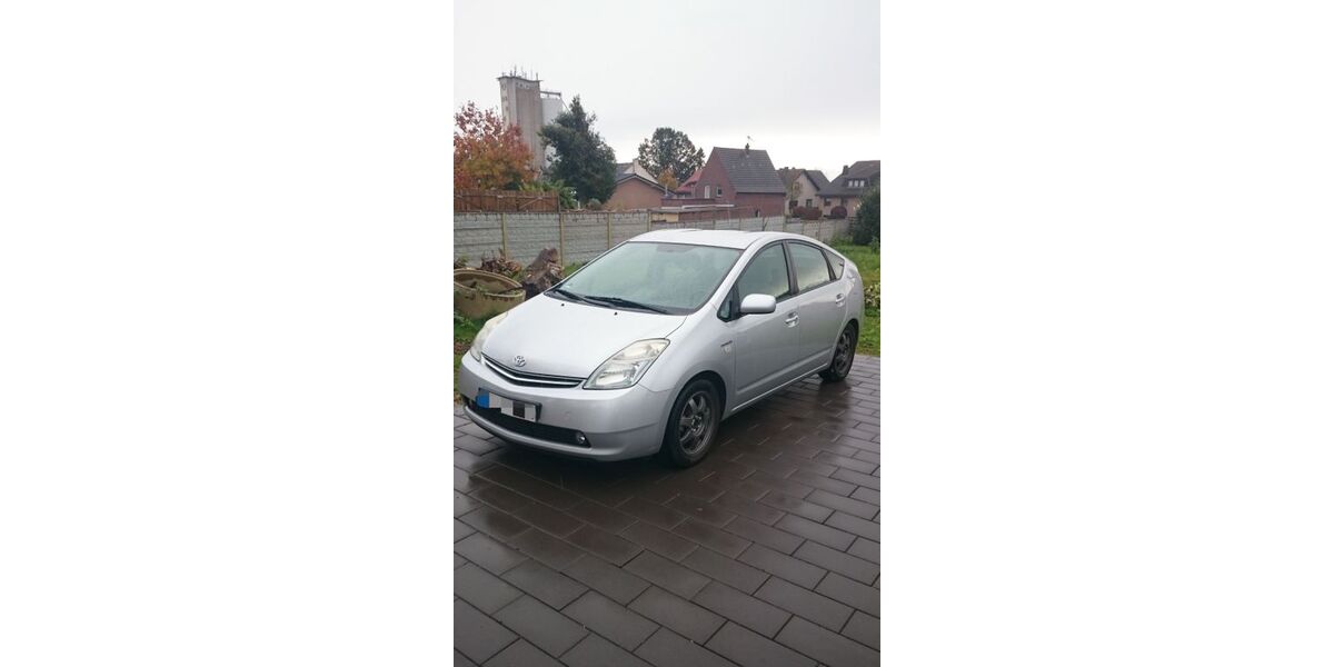 Toyota Prius 250.700 km 5.750 &euro; Meerbusch 40677