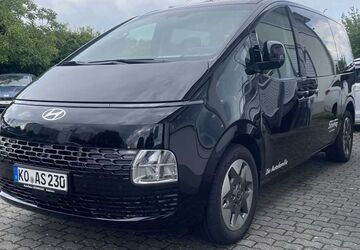 Hyundai STARIA 18.000 km 42.990 &euro; Koblenz 56072