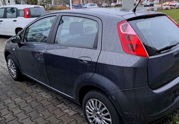 Fiat Punto 124.680 km 3.890 &euro; Waldheim 04736