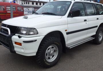 Mitsubishi Pajero 42.600 km 18.900 &euro; Nürtingen bei Stuttgart 72622