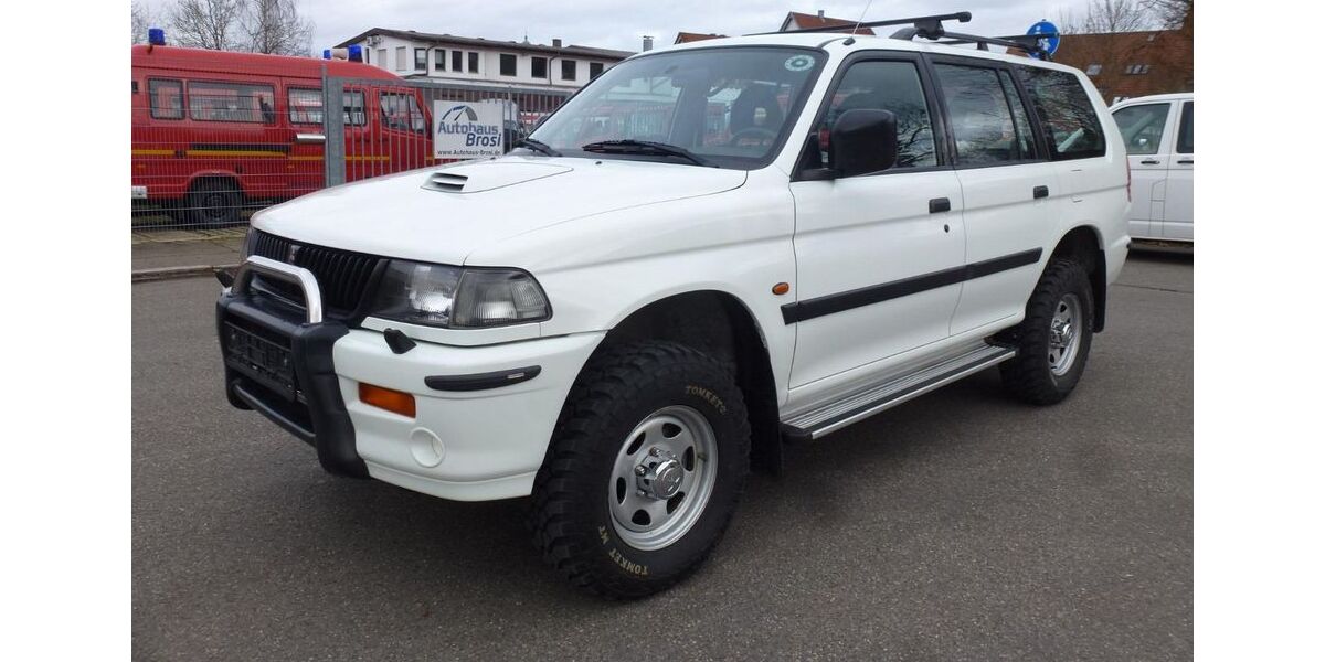 Mitsubishi Pajero 42.600 km 18.900 &euro; Nürtingen bei Stuttgart 72622