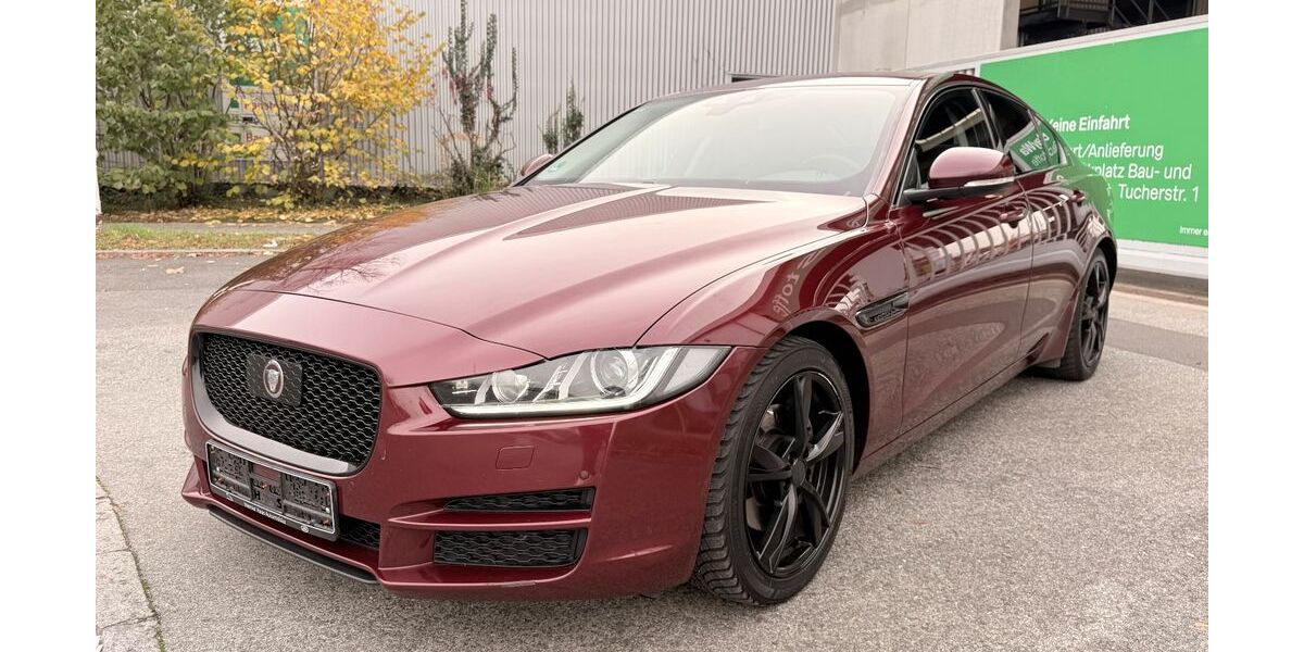 Jaguar XE 156.000 km 8.490 &euro; Fürth 90763