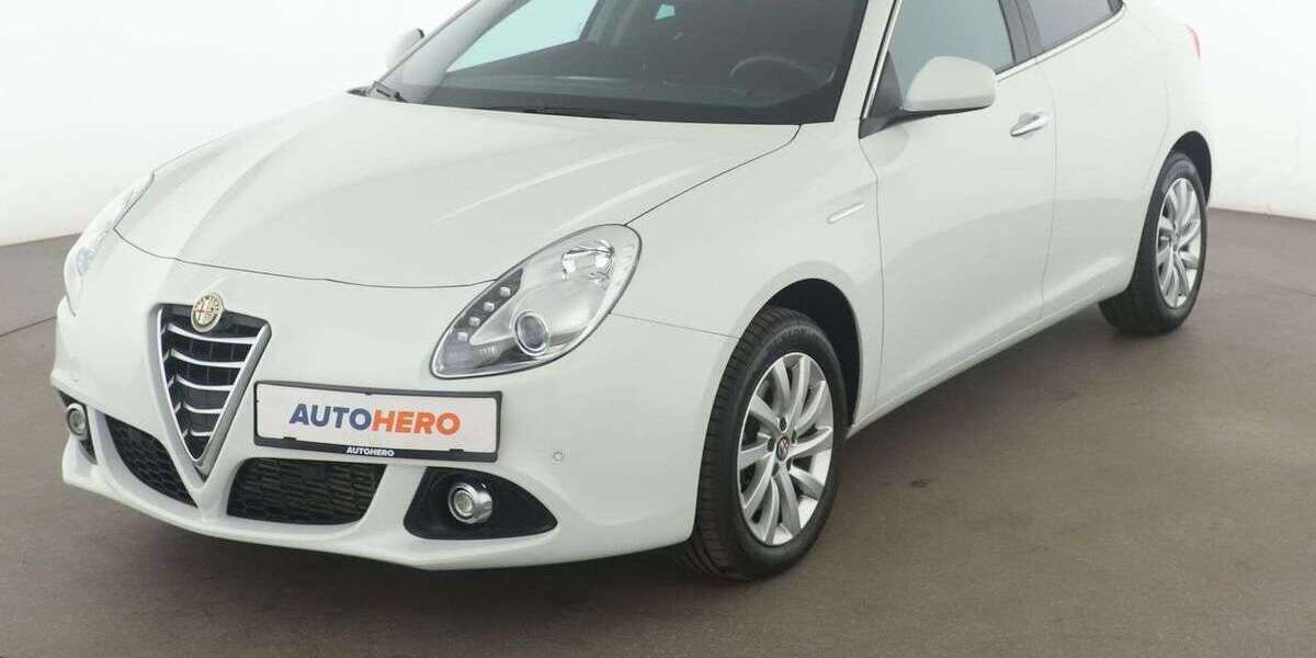 Alfa Romeo Giulietta 75.108 km 14.430 &euro; Neufahrn 85375