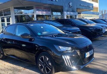 Peugeot 208 4.000 km 27.350 &euro; Penzberg 82377