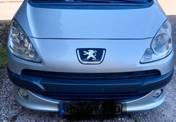 Peugeot 1007 150.000 km 2.100 &euro; İlsfeld 74360