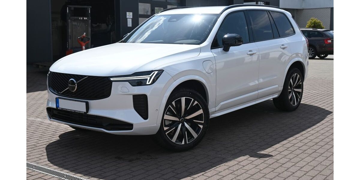 Volvo XC90 9.000 km 69.700 &euro; Jüterbog 14913