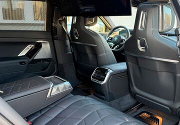 BMW i7 10.260 km 99.950 &euro; Köln 50739