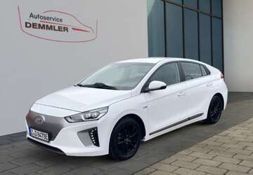 Hyundai IONIQ 96.000 km 11.900 &euro; Wilkau-Haßlau 08112