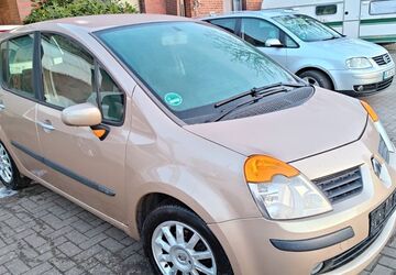 Renault Modus 146.000 km 2.500 &euro; Gandesbergen 27324
