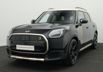 Mini Cooper SE Countryman 2.204 km 46.595 &euro; 