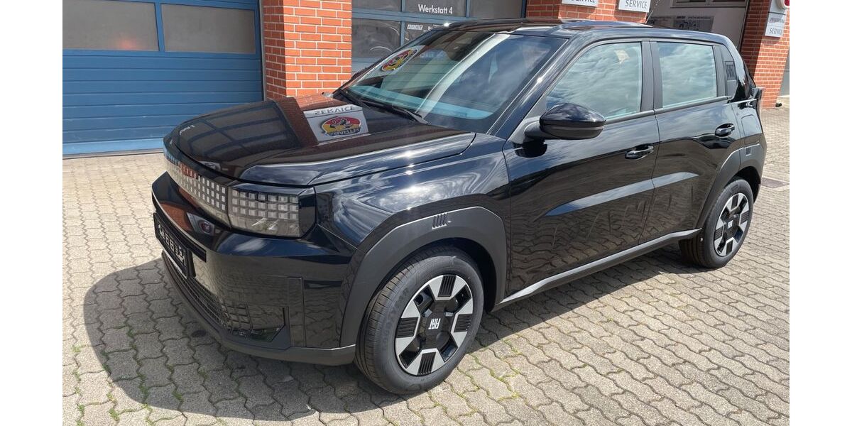 Fiat Grande Panda 1.500 km 23.990 &euro; Bitterfeld-Wolfen 06749
