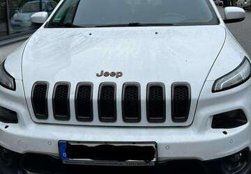 Jeep Cherokee 145.000 km 14.600 &euro; Karlsruhe 76227