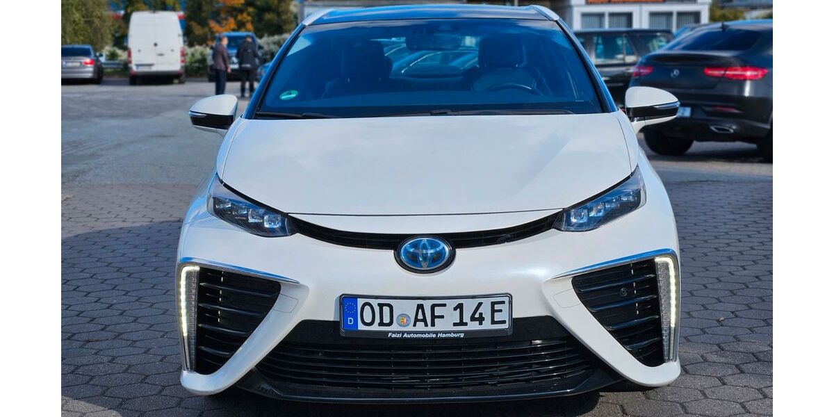 Toyota Mirai 81.000 km 7.450 &euro; Hamburg 20539