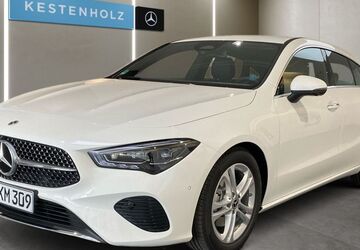 Mercedes-Benz CLA 200 Shooting Brake 4.362 km 40.550 &euro; Freiburg 79111