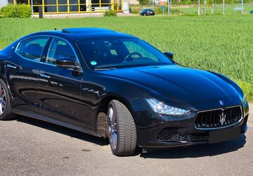 Maserati Ghibli 156.000 km 25.700 &euro; Koblenz 56076