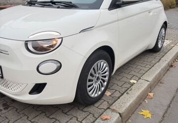 Fiat 500e 24.000 km 16.900 &euro; Offenbach am Main 63067