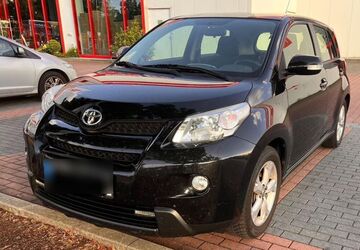 Toyota Urban Cruiser 75.102 km 5.495 &euro; Berlin 10437