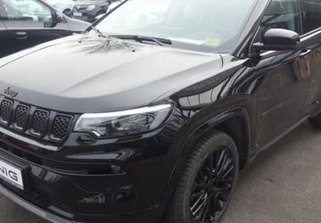 Jeep Compass 19.778 km 24.999 &euro; Hoppegarten 15366