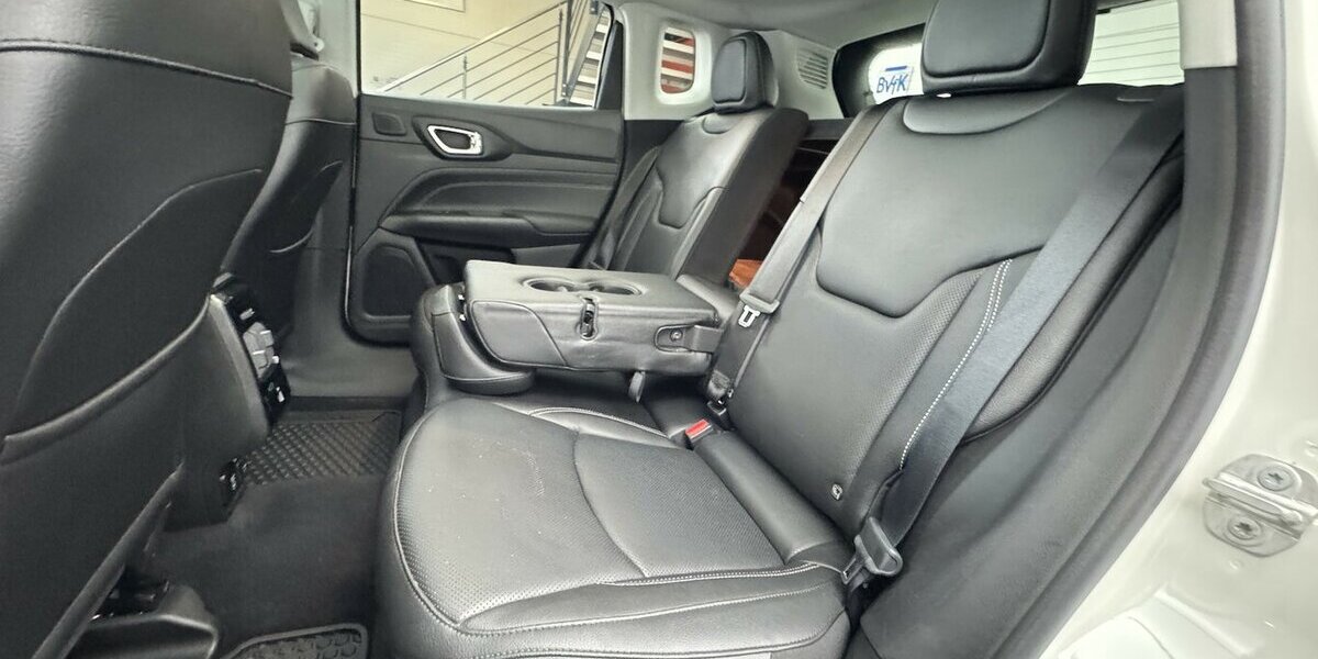 Jeep Compass S Plug-IN Hybrid 4WD 1.Hand Panoramadach 36.500 km 26.290 &euro; Lich 35423