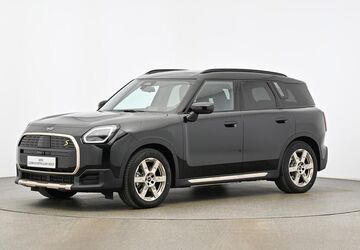 Mini Countryman SE (Cooper) 4.431 km 42.965 &euro; 
