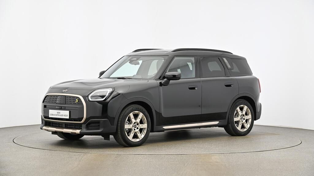 Mini Countryman SE (Cooper) 4.431 km 42.965 &euro; 