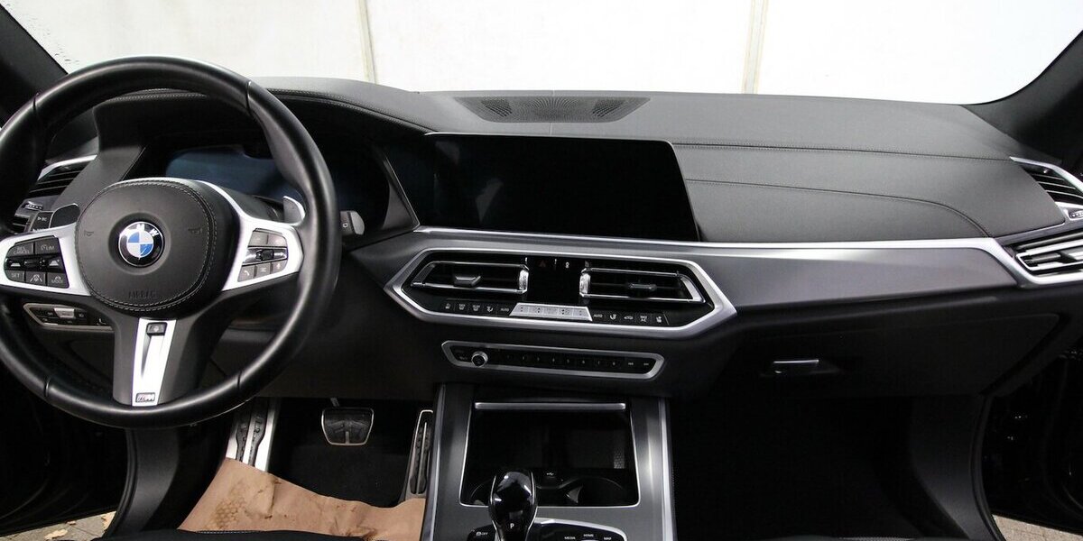 BMW X5 xDrive 40d M Sport LUFT+AHK+PANO-DACH+HEAD-UP 151.379 km 51.500 &euro; Hagenow 19230