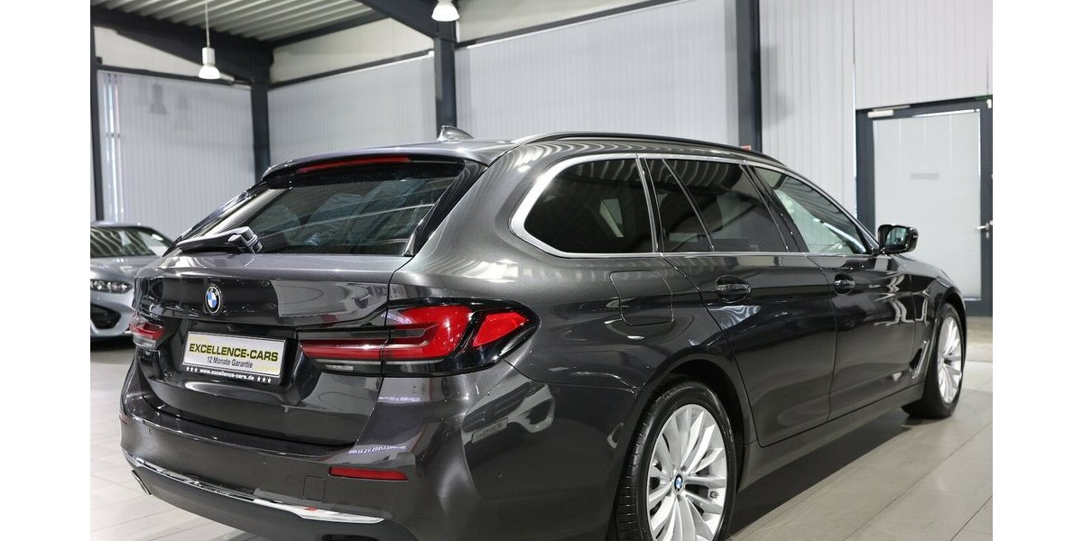 BMW 530i Touring INNOVATION LUXURY-LINE BUSINESS 45.000 km 40.444 &euro; Hamm 59077