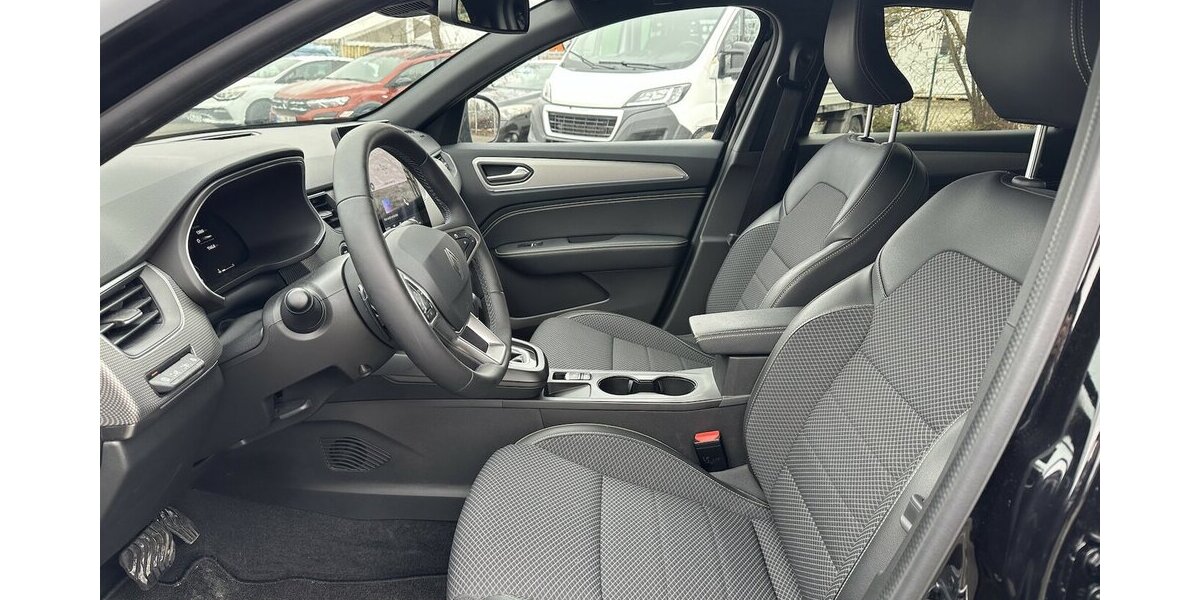 Renault Arkana Techno Mild Hyb. 140 EDC /SitzH/360°Kam 13.900 km 24.440 &euro; Donauwörth 86609