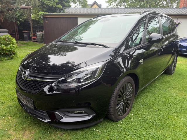 Opel Zafira Automatik 7 Sitze Kamera PDC 120 Jahre 83.080 km 13.900 &euro; Berlin 10247