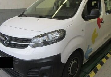 Opel Vivaro 180.000 km 17.999 &euro; Hohenbrunn bei München 85662