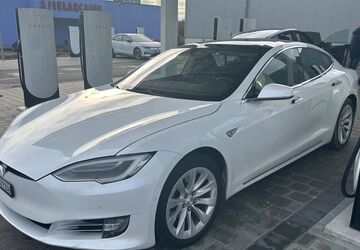 Tesla Model S 261.000 km 21.900 &euro; Weissenhorn 89284
