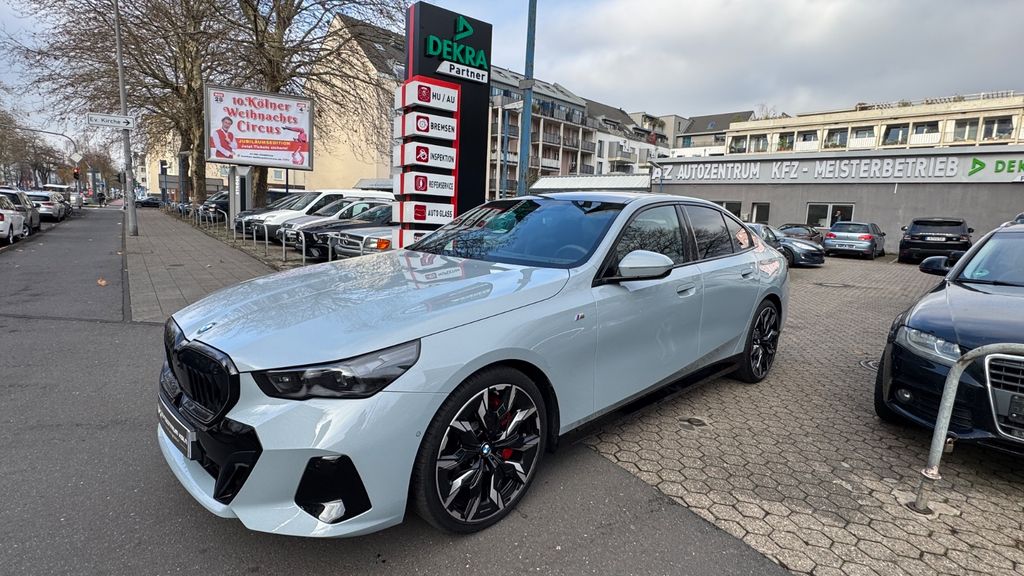 BMW 540 7.950 km 73.990 &euro; Köln 50969
