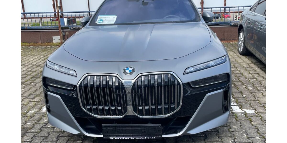 BMW 740 17.000 km 118.900 &euro; Mühlhausen 69242