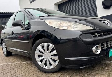 Peugeot 207 180.000 km 2.999 &euro; Stuttgart 70563