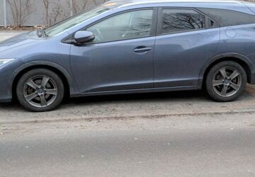 Honda Civic 239.000 km 7.100 &euro; Michendorf 14552