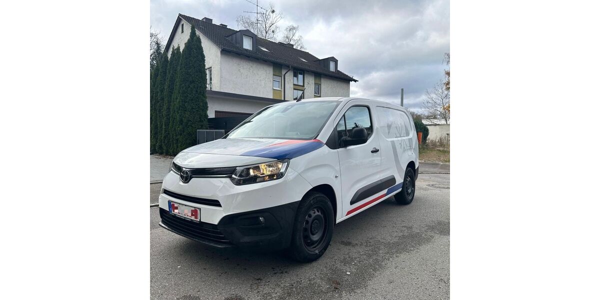 Toyota Proace City 159.300 km 9.499 &euro; Hohenlinden bei München 85664