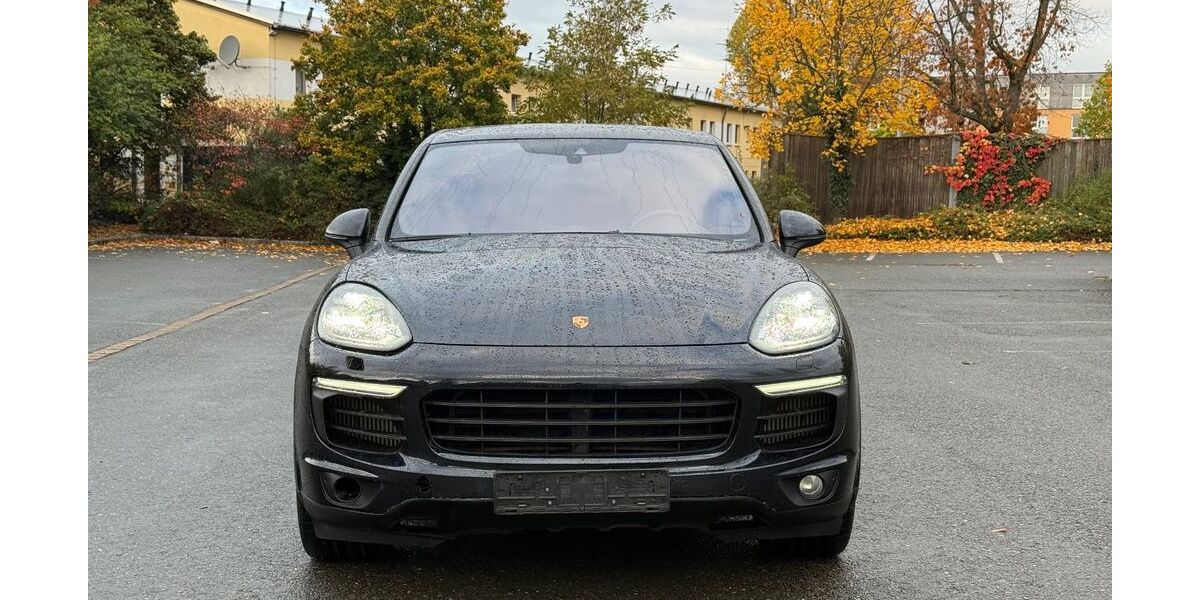 Porsche Cayenne 322.632 km 22.900 &euro; Fürth 90763