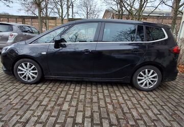 Opel Zafira Tourer 195.000 km 9.900 &euro; Berlin 13156