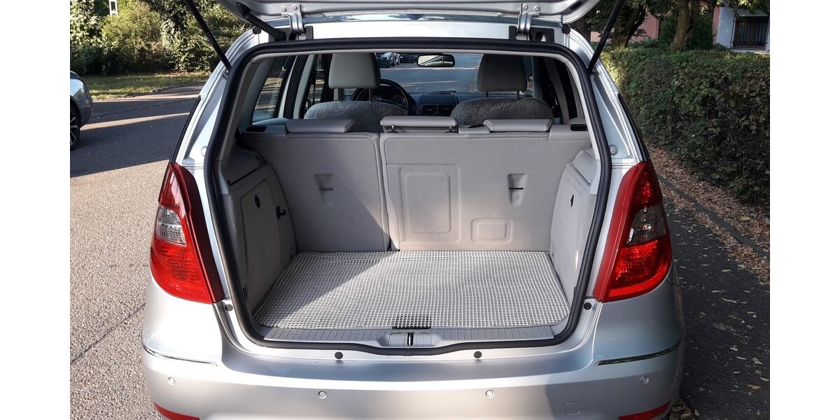 Mercedes-Benz A-Klasse 131.121 km 7.790 &euro; Weinstadt 71384