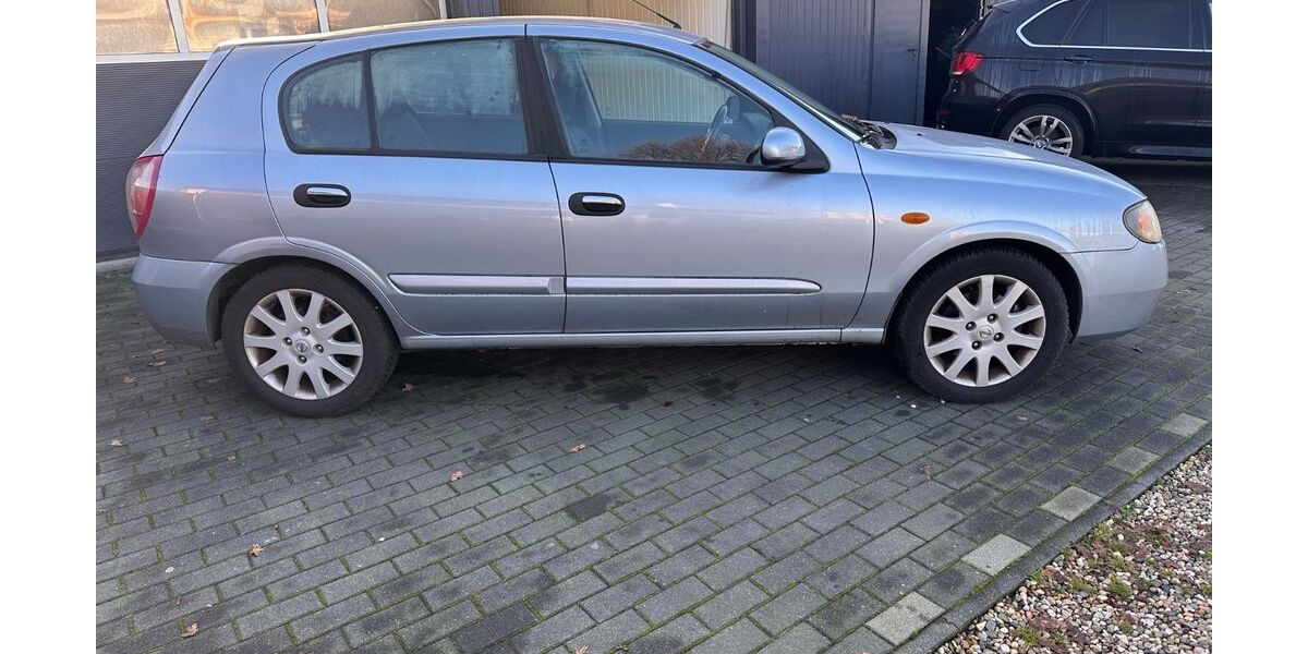 Nissan Almera 268.857 km 1.650 &euro; Fürstenwalde 15517