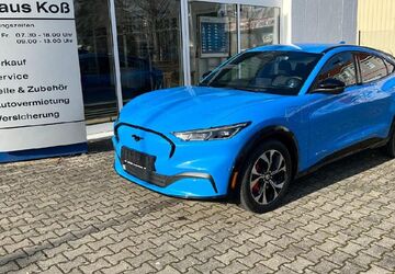 Ford Mustang Mach-E 19.750 km 31.990 &euro; Oschersleben 39387