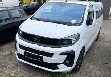Opel Zafira Life 1.800 km 38.500 &euro; Eggesin 17367
