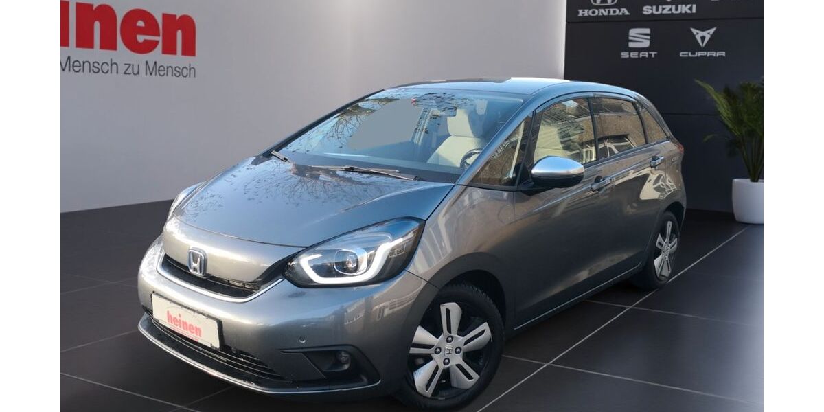 Honda Jazz 29.690 km 19.899 &euro; Dortmund 44149