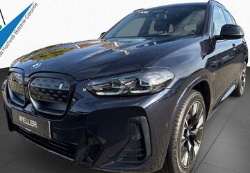 BMW iX3 33.511 km 41.750 &euro; Ibbenbüren 49479