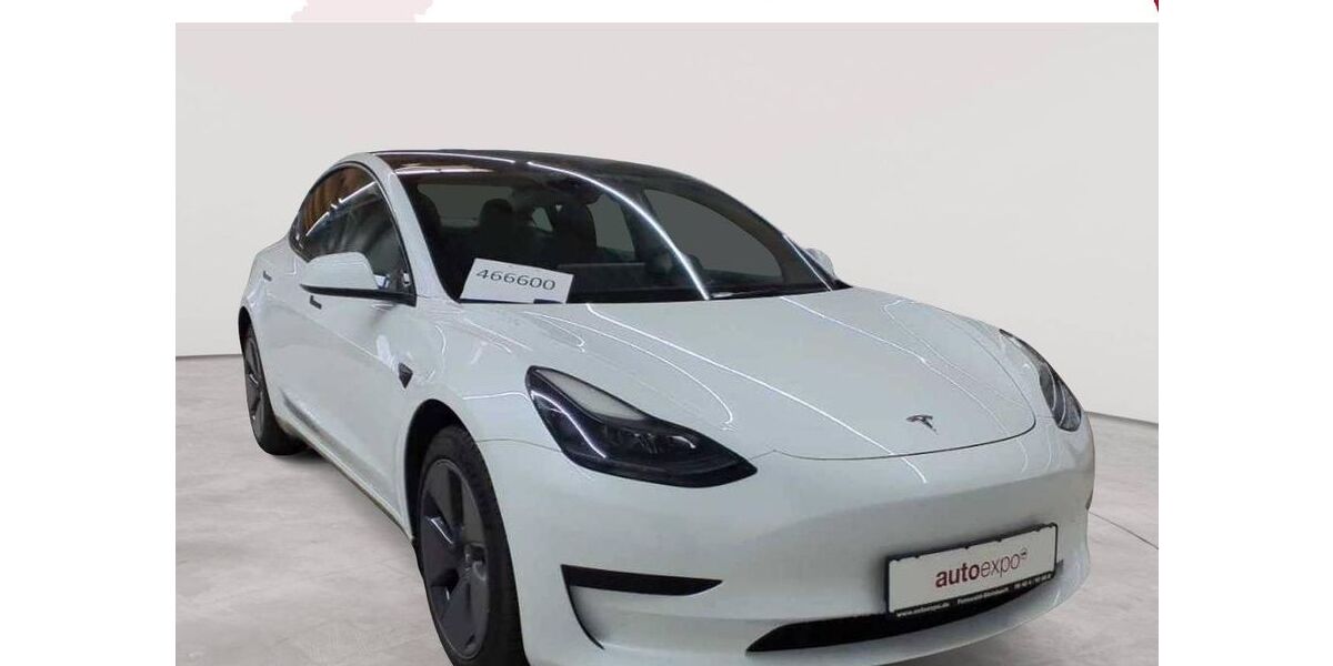 Tesla Model 3 59.563 km 23.289 &euro; Fernwald-Steinbach 35463